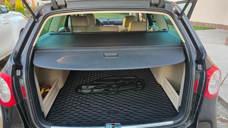 VW Passat Common rail/ DSG, снимка 7 - Автомобили и джипове - 52369876