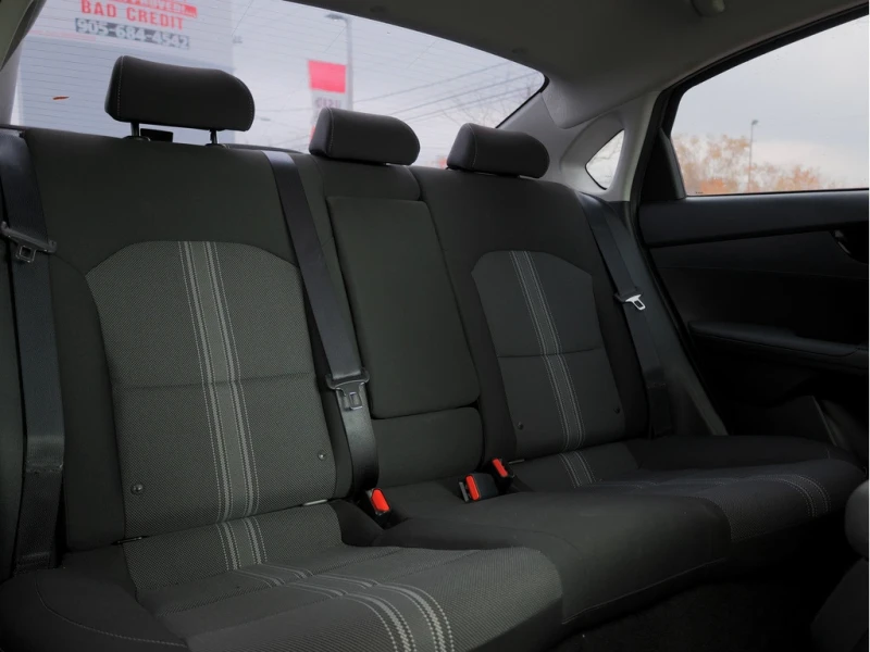 Kia Forte * EX | Lane Assist | Blind Spot | Htd Seats * CARF, снимка 14 - Автомобили и джипове - 53000942