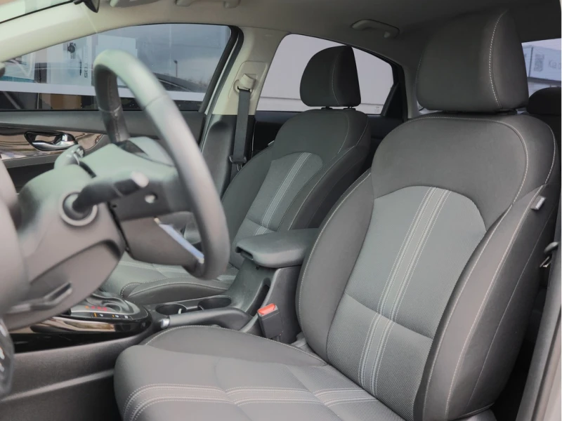 Kia Forte * EX | Lane Assist | Blind Spot | Htd Seats * CARF, снимка 11 - Автомобили и джипове - 53000942