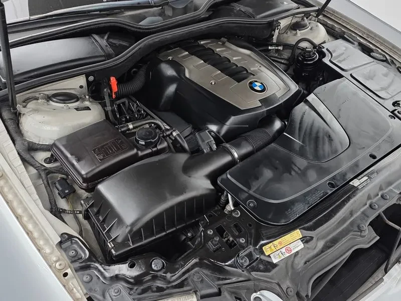 BMW 740 i, снимка 6 - Автомобили и джипове - 55205361