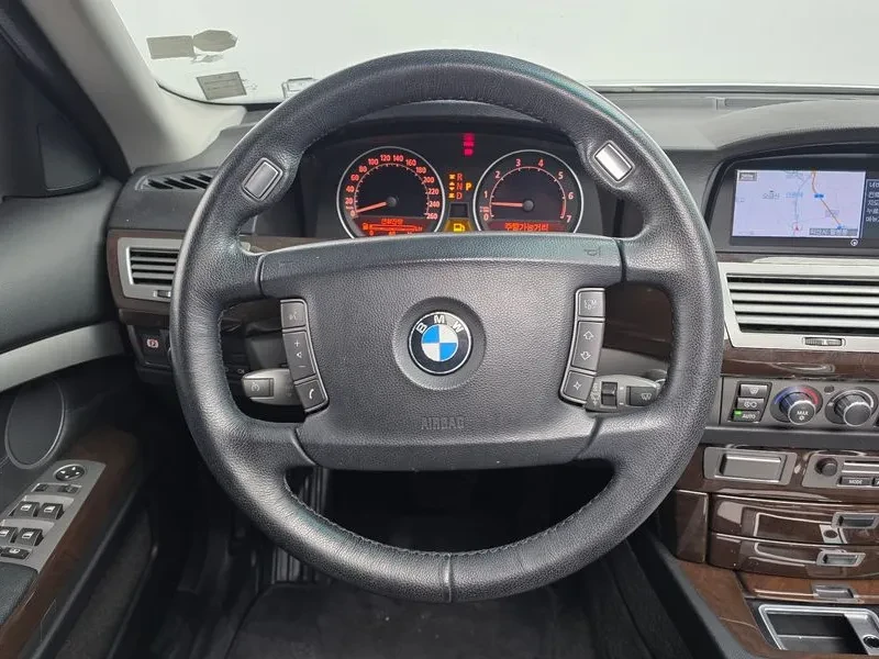 BMW 740 i, снимка 15 - Автомобили и джипове - 55205361