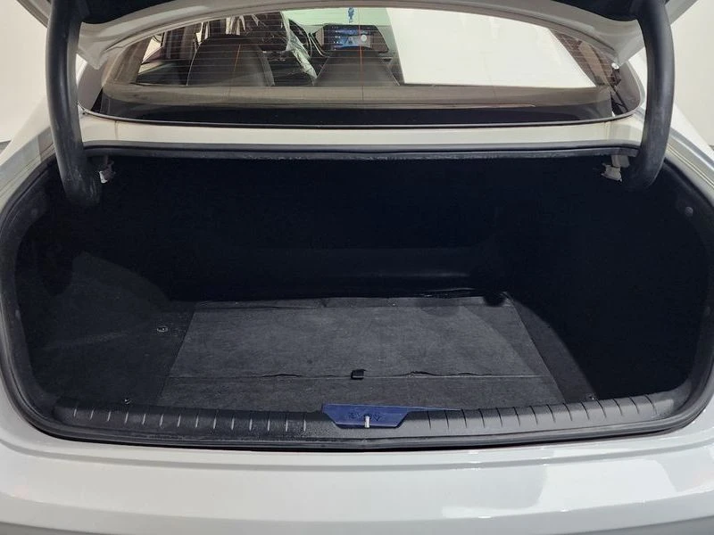 Hyundai Sonata, снимка 15 - Автомобили и джипове - 56704973
