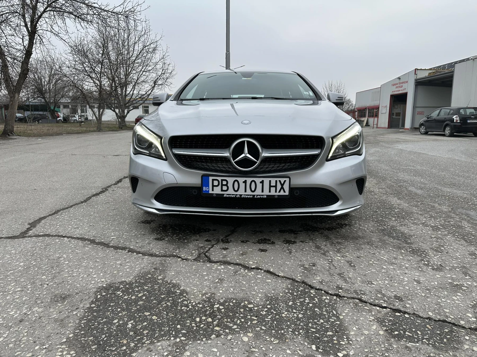 Mercedes-Benz CLA 200d - изображение 2