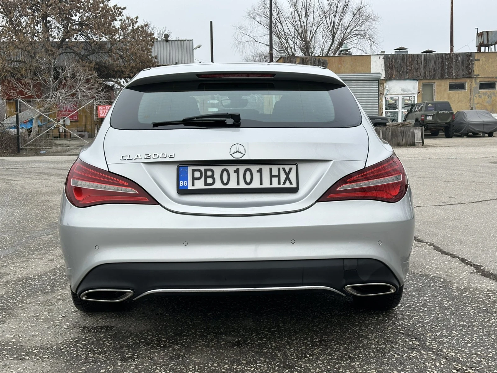 Mercedes-Benz CLA 200d - изображение 5