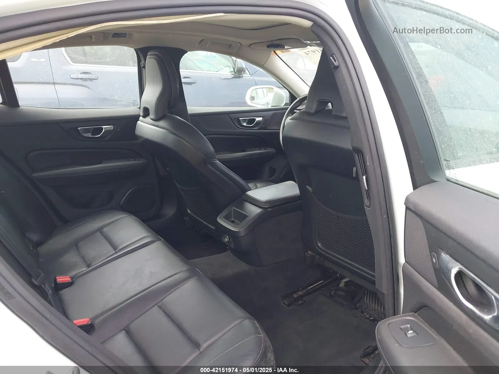 Volvo S60 AWD T6 MOMENTUM - изображение 10
