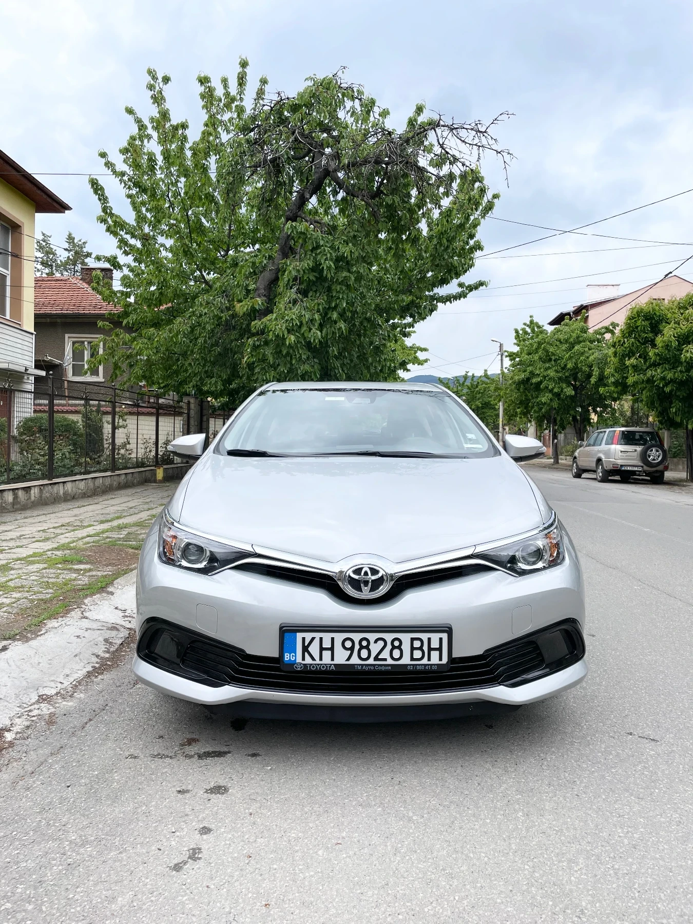 Toyota Auris  - изображение 3