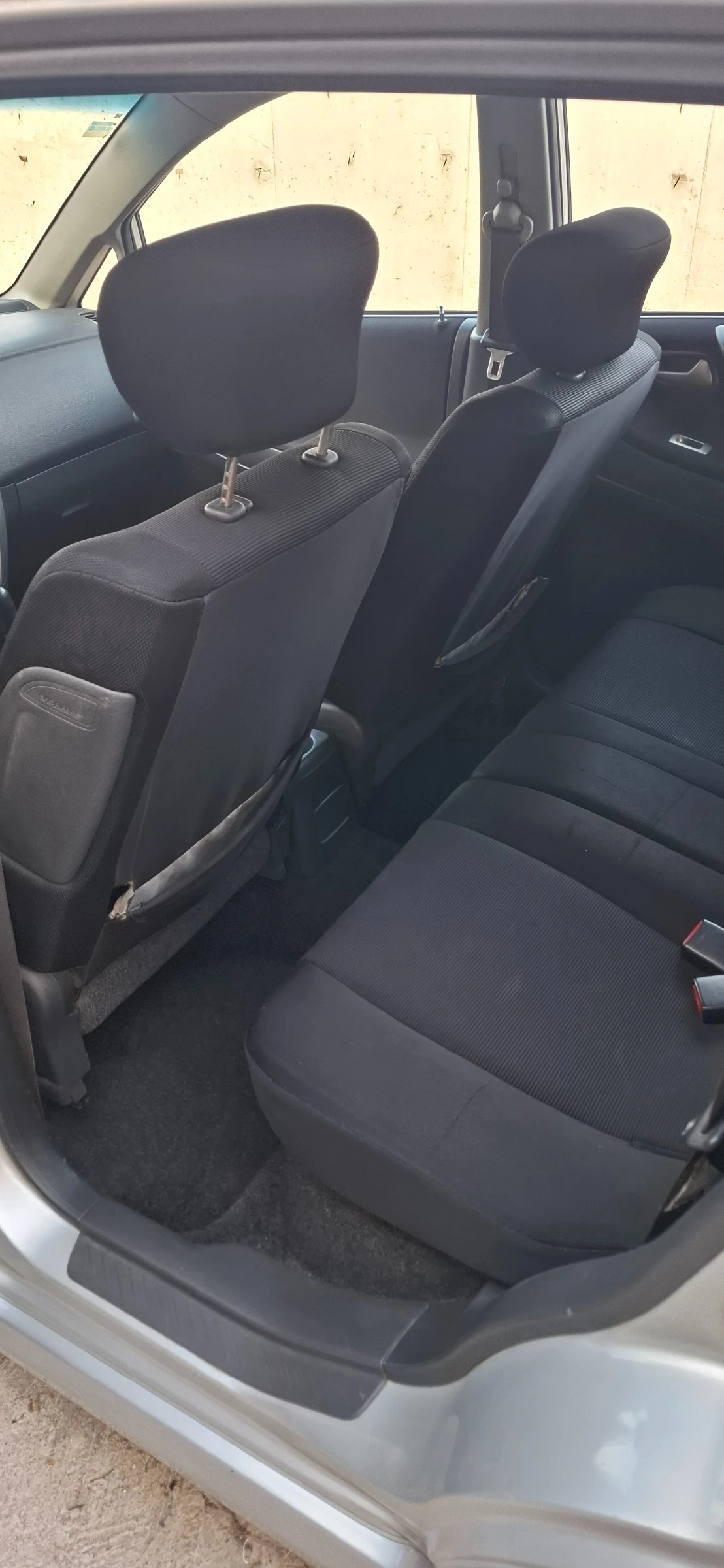 Suzuki Liana 1.4 DDIS - изображение 8