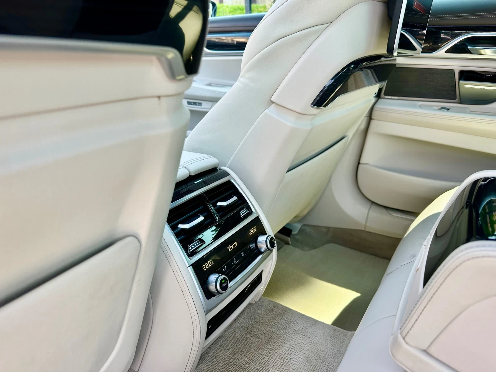 BMW 730 M-X DRIVE-FULL-TV!! - изображение 8