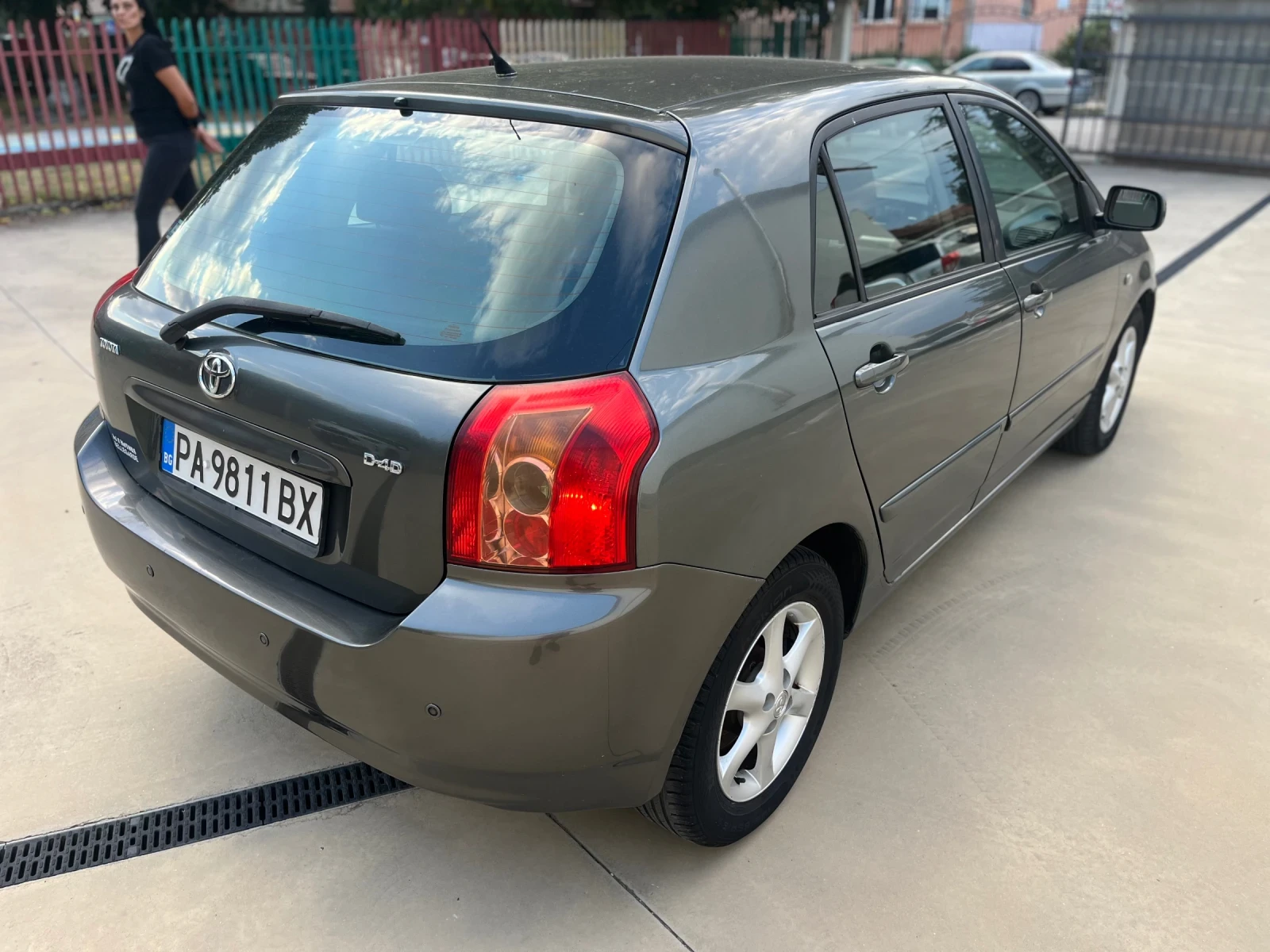 Toyota Corolla 2.0D4D/116к.с./FACELIFT - изображение 3