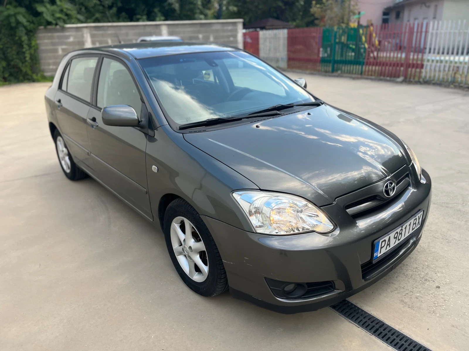 Toyota Corolla 2.0D4D/116к.с./FACELIFT - изображение 2