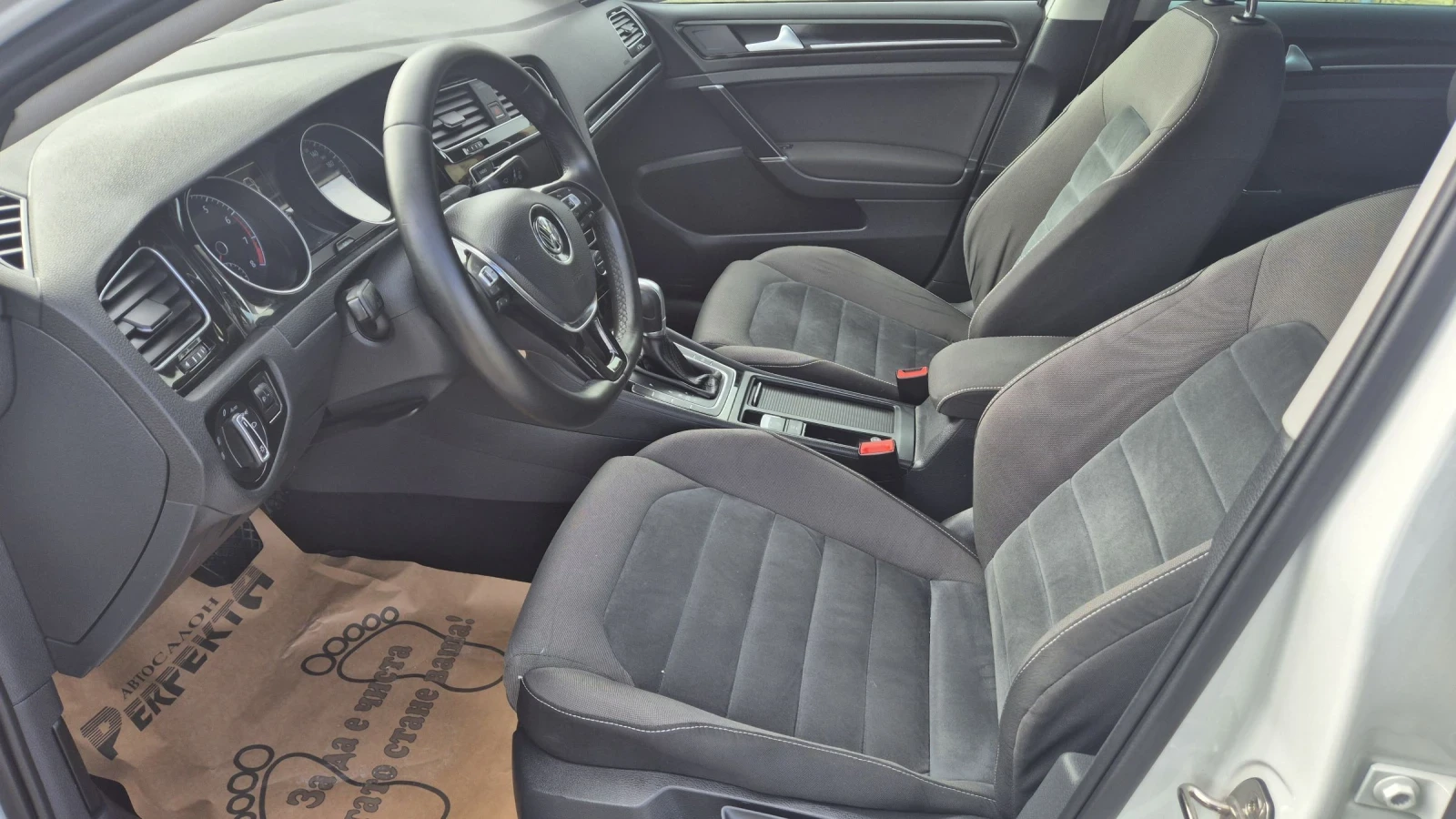 VW Golf 1.4  CNG | Mobile.bg   12