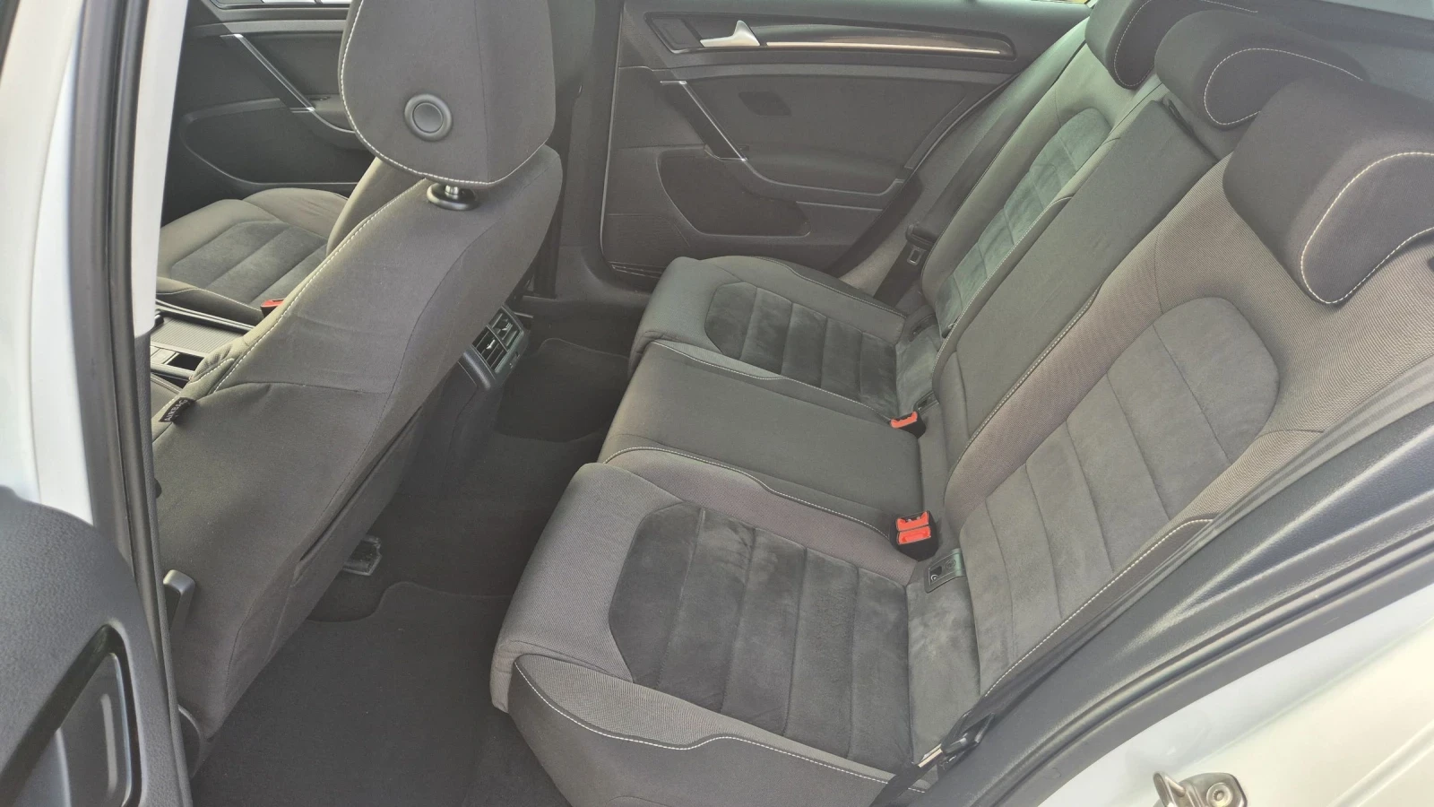 VW Golf 1.4  CNG | Mobile.bg   13