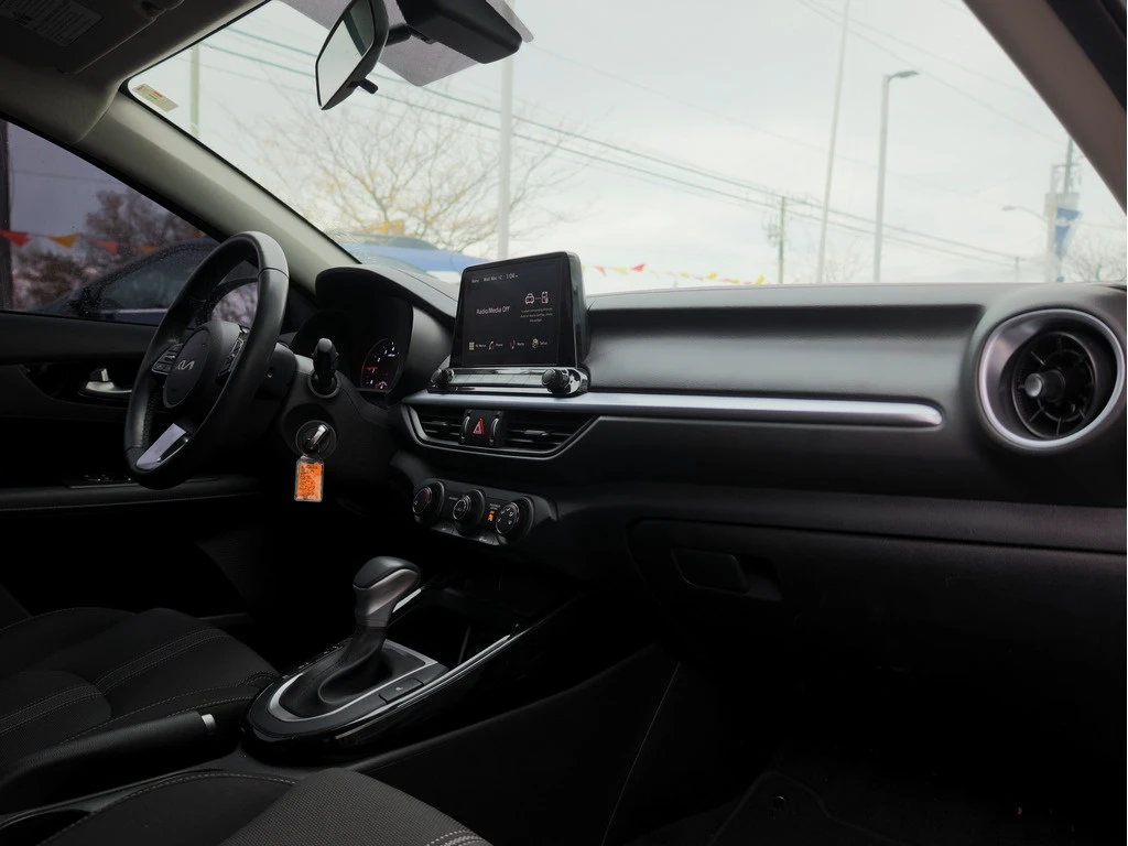 Kia Forte * EX | Lane Assist | Blind Spot | Htd Seats * CARF | Mobile.bg � ����������� 13