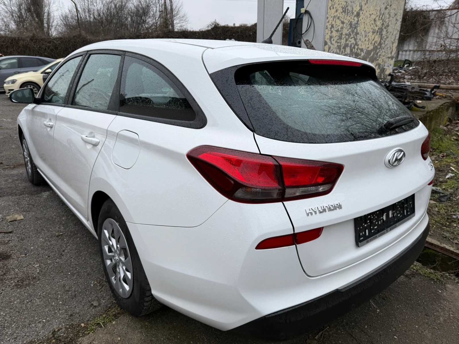 Hyundai I30 1.4, бензин, комби - изображение 3