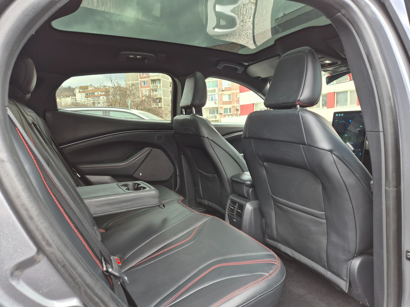 Ford Mustang Mach-E 351K.S. Extended Range 99kWh AWD-PANORAMA, снимка 10 - Автомобили и джипове - 53745905