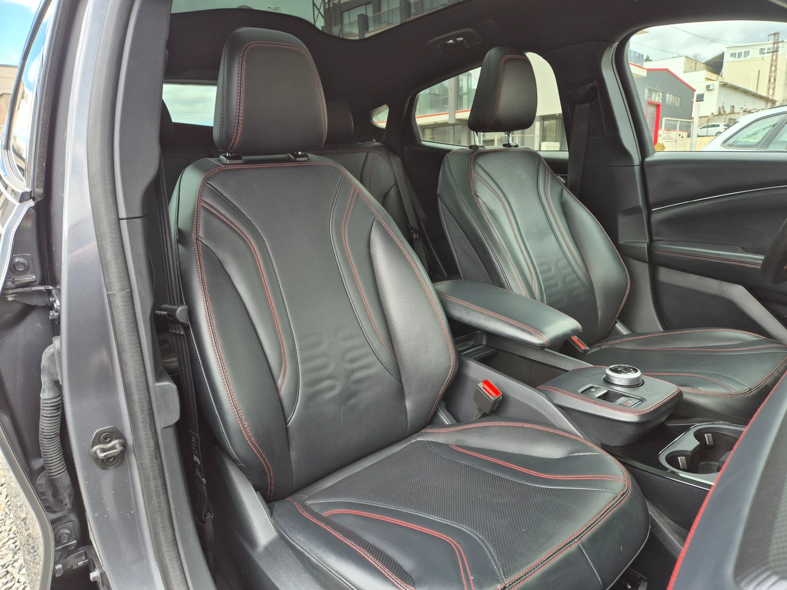 Ford Mustang Mach-E 351K.S. Extended Range 99kWh AWD-PANORAMA, снимка 12 - Автомобили и джипове - 53745905