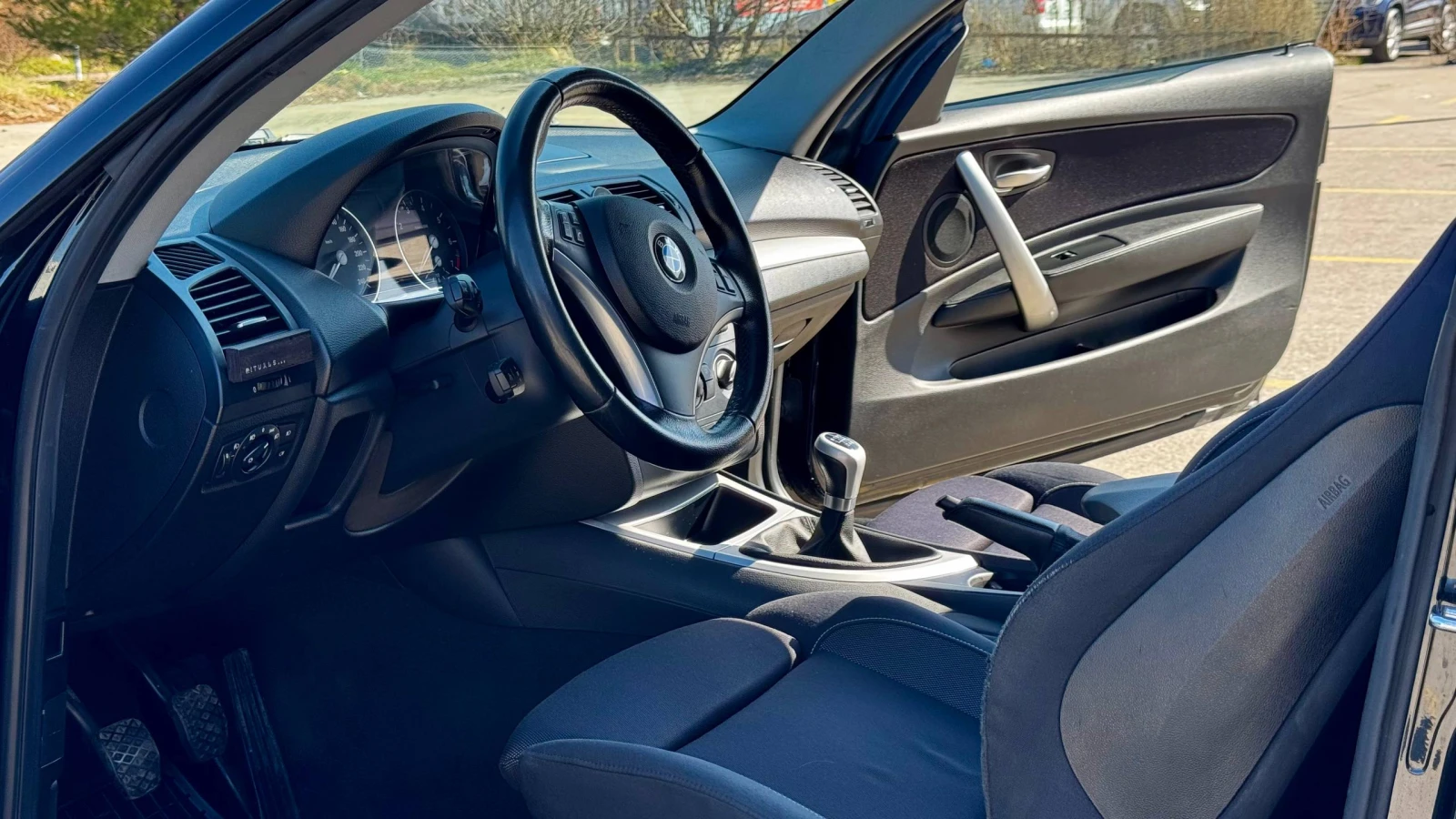 BMW 116 | 6 Скорости, снимка 10 - Автомобили и джипове - 53835673