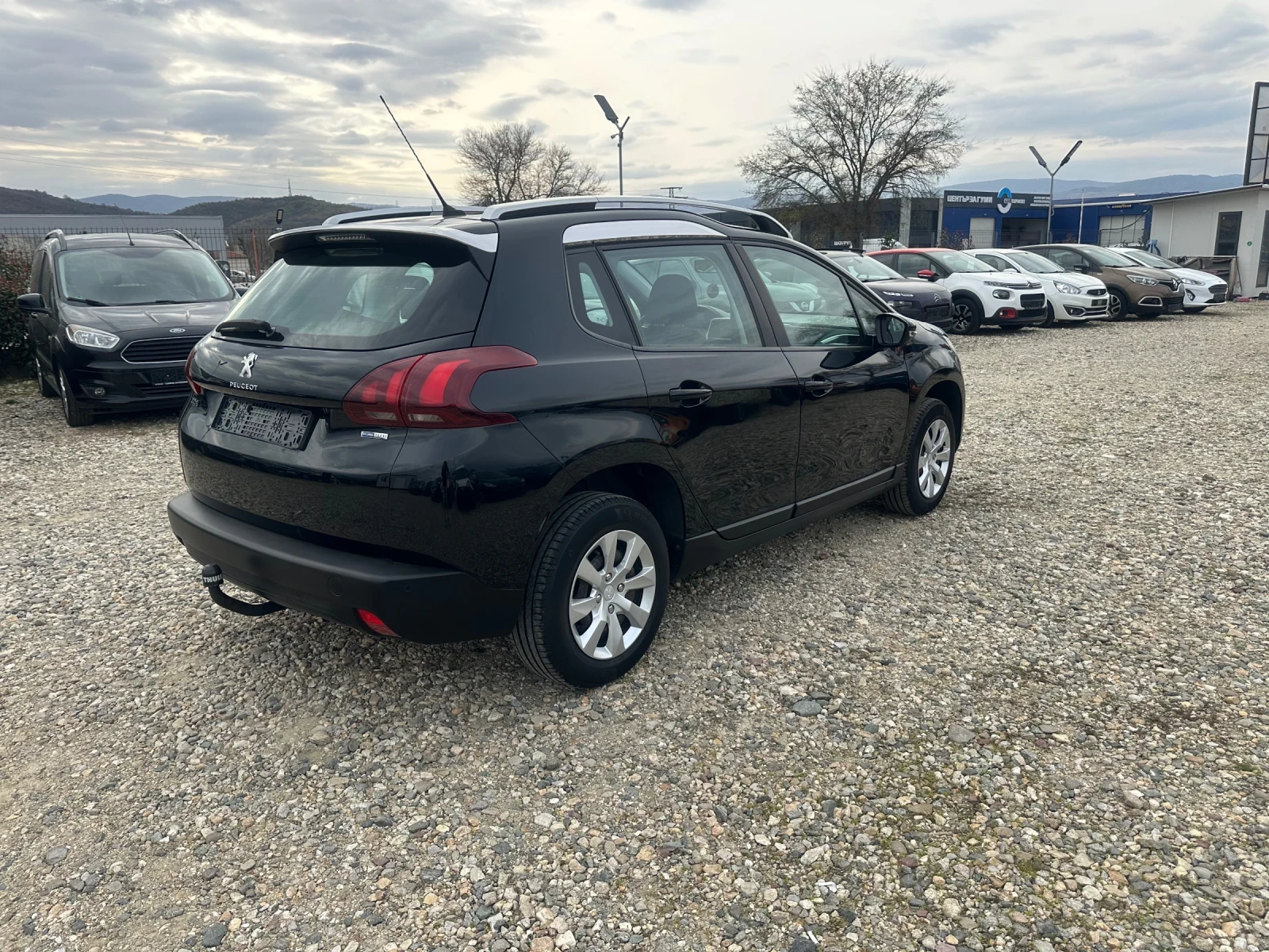 Peugeot 2008, снимка 4 - Автомобили и джипове - 53904684