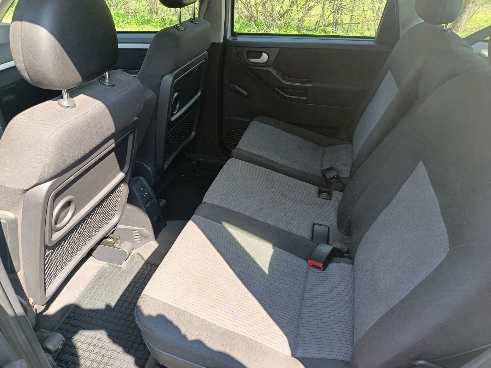 Opel Meriva 1, 7 diesel, снимка 3 - Автомобили и джипове - 53977565