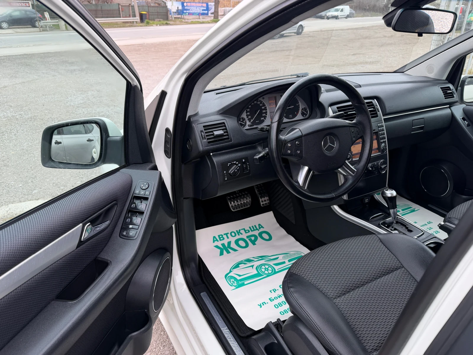 Mercedes-Benz B 200 АВТОМАТ, PREMIUM, 2.0 DIZEL, 140 коня, NAVI, снимка 14 - Автомобили и джипове - 54031706