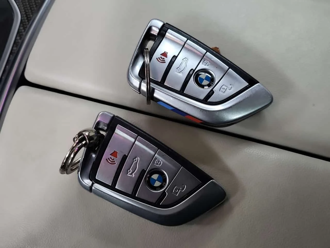 BMW 850 I| HUD| 360| AMBIENT| PANO| 2 КЛЮЧА, снимка 17 - Автомобили и джипове - 54069857