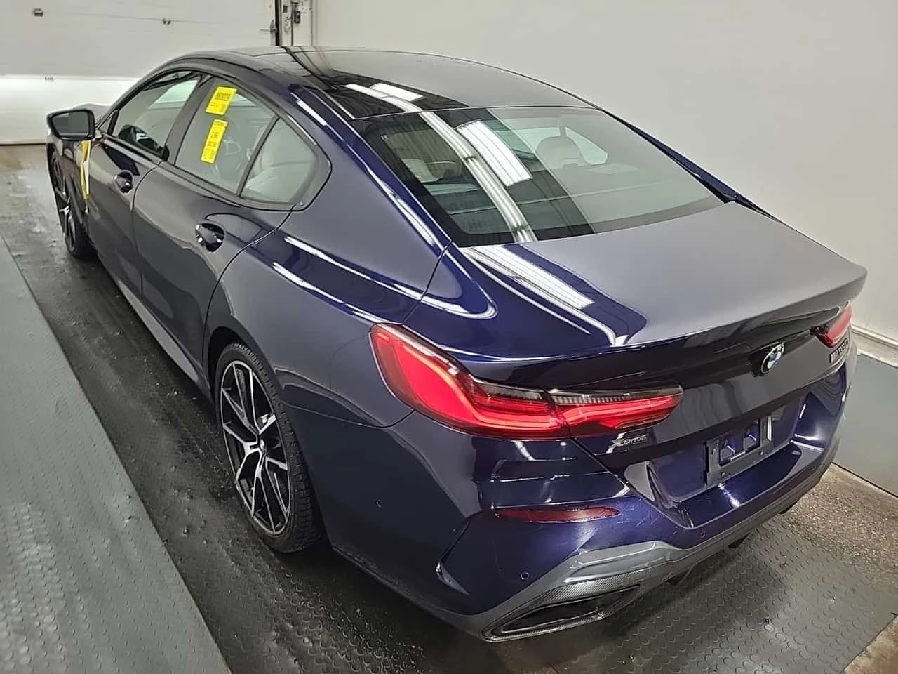 BMW 850 I| HUD| 360| AMBIENT| PANO| 2 КЛЮЧА, снимка 4 - Автомобили и джипове - 54069857