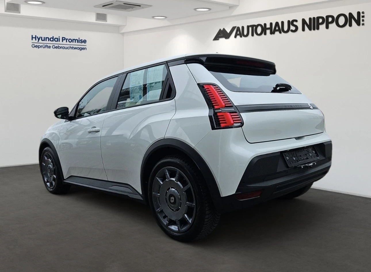 Renault 5 Evolution 120 Urban, снимка 3 - Автомобили и джипове - 54184788