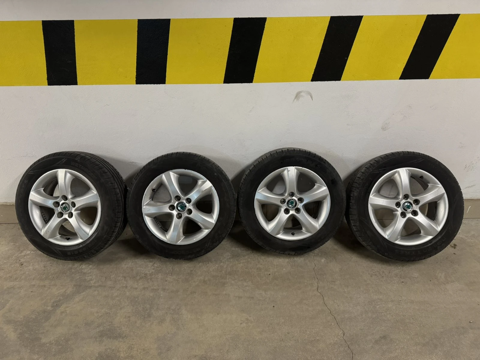 Skoda Fabia, снимка 16 - Автомобили и джипове - 54198334