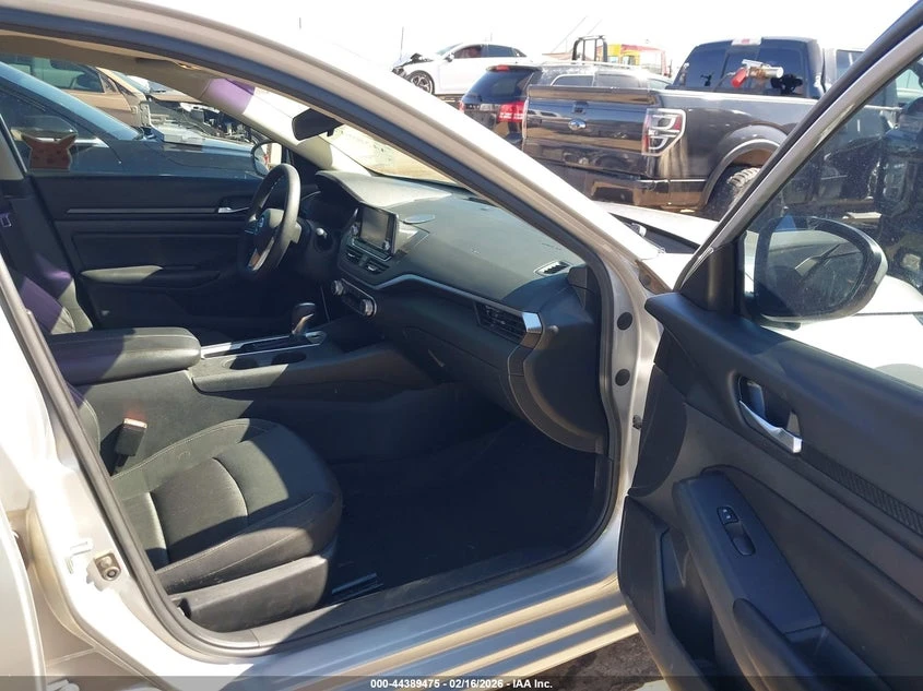 Nissan Altima 2.5l S Fwd, снимка 5 - Автомобили и джипове - 54315424