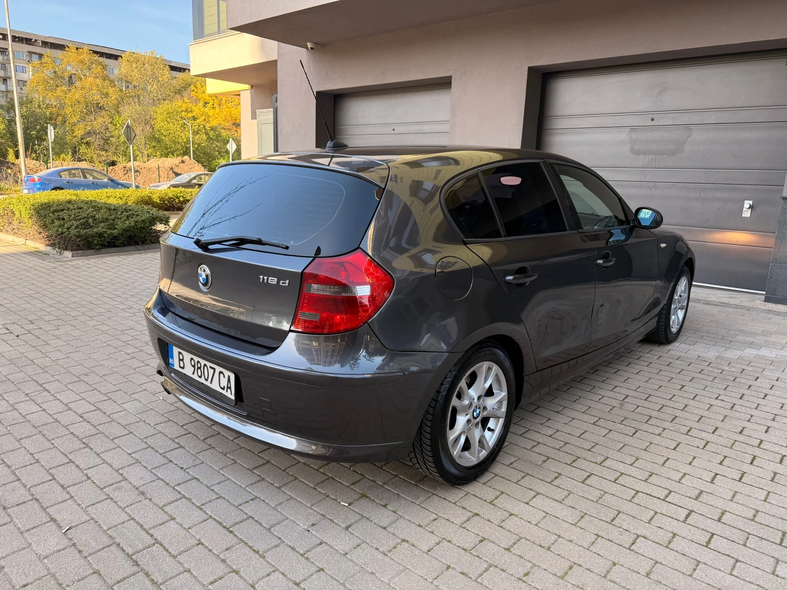 BMW 118, снимка 4 - Автомобили и джипове - 54334678
