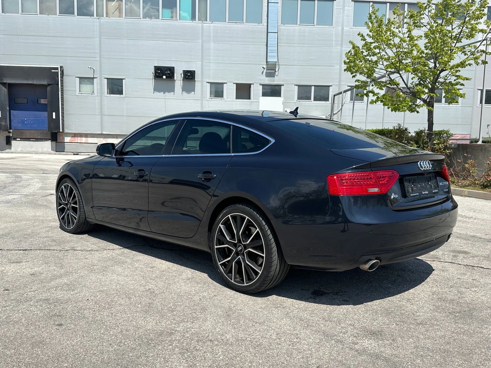 Audi A5 3.0 V6 TDI Quattro Sportback/Facelift, снимка 3 - Автомобили и джипове - 54363406