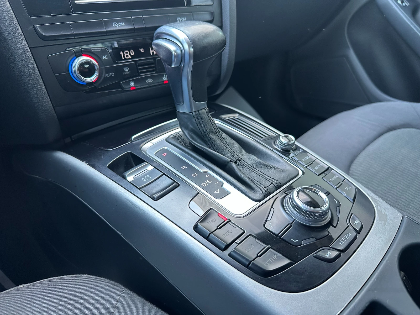 Audi A5 3.0 V6 TDI Quattro Sportback/Facelift, снимка 12 - Автомобили и джипове - 54363406