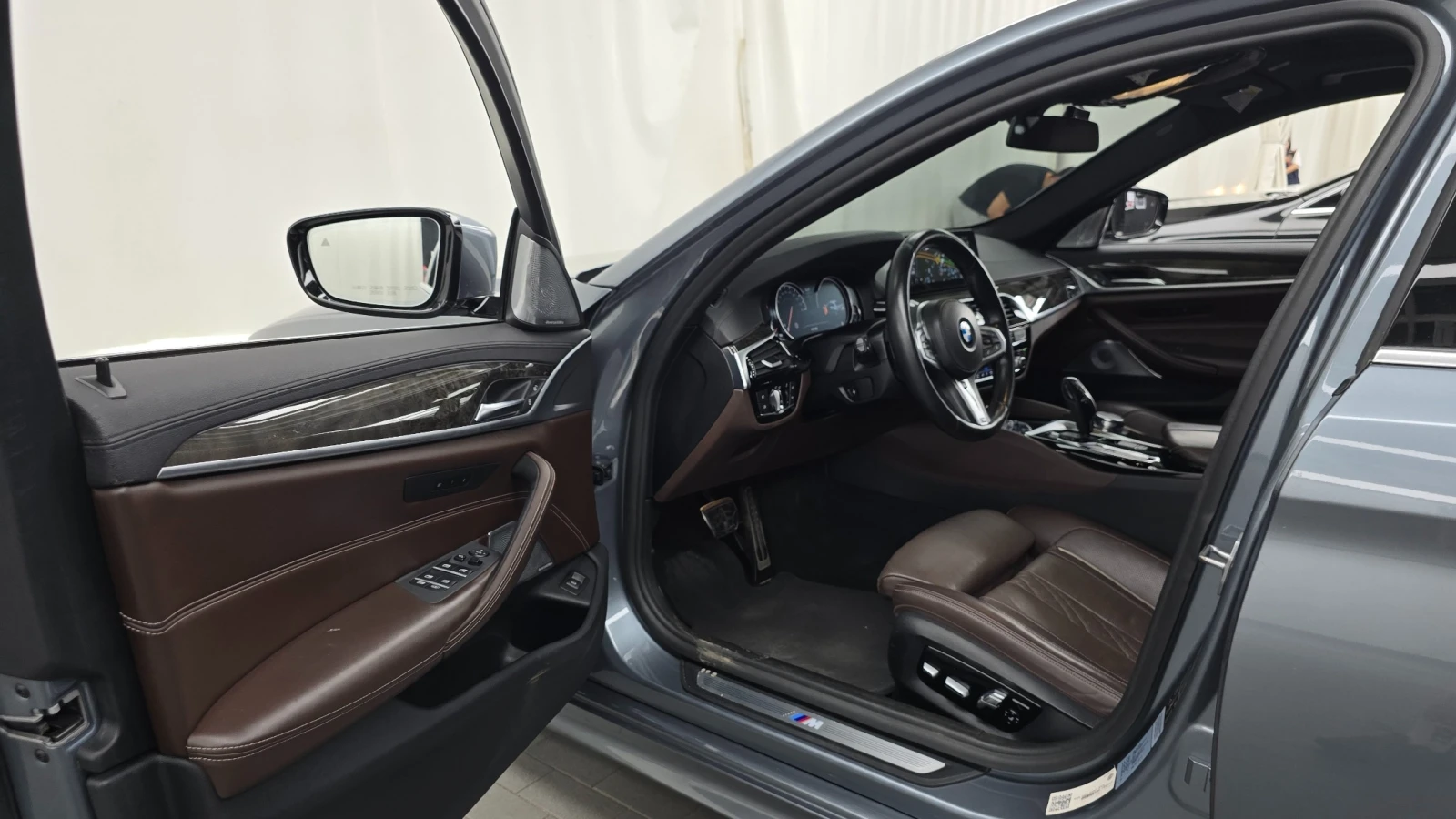 BMW 540 i xDrive M Sport Plus, снимка 10 - Автомобили и джипове - 55562762