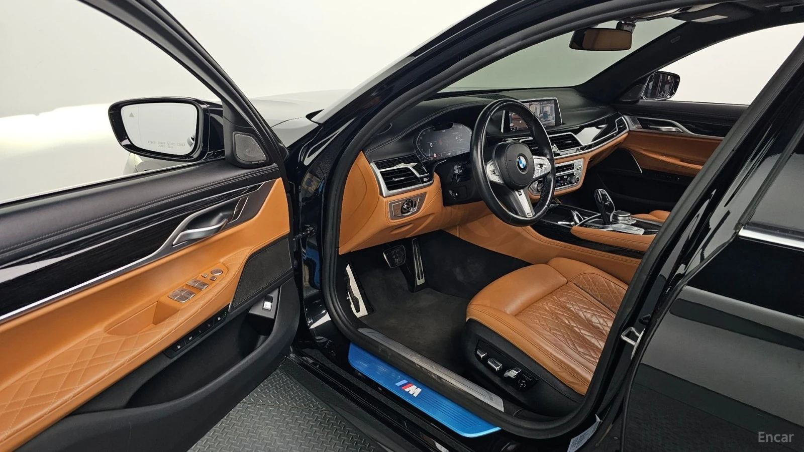 BMW 740 Li* xDrive* M-SPORT* 360* ПАНО* HUD* FULL* , снимка 10 - Автомобили и джипове - 55627641