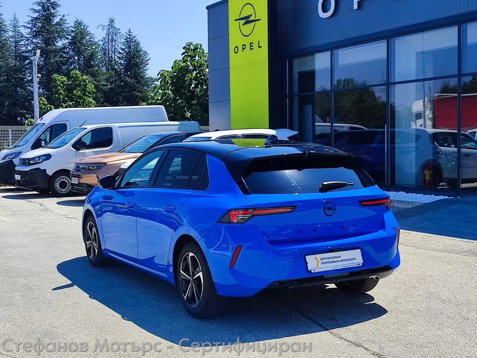 Opel Astra L GS 1.2 Turbo (131hp) MT6, снимка 8 - Автомобили и джипове - 55698433