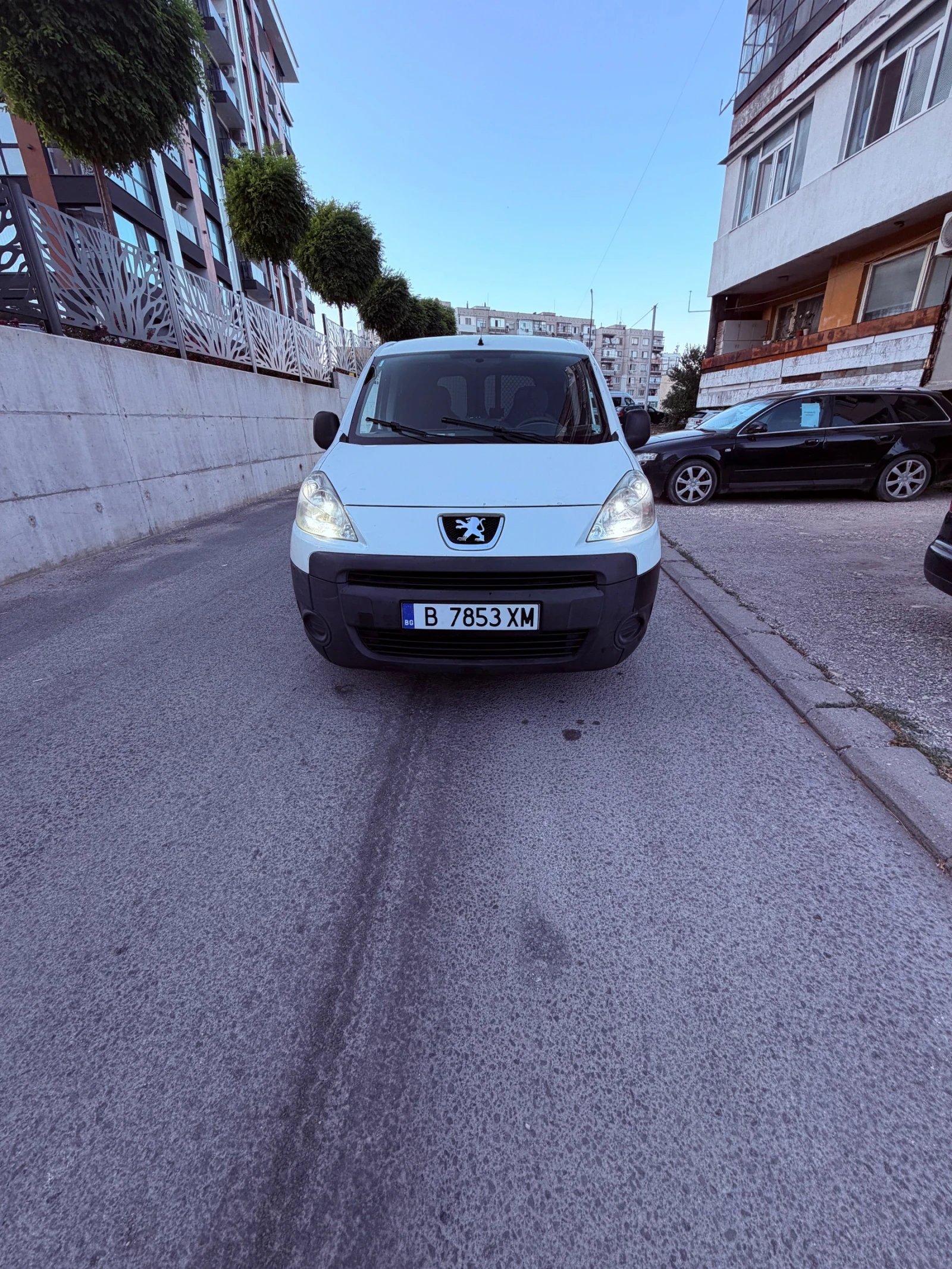 Peugeot Partner 1.6HDI, снимка 2 - Автомобили и джипове - 55742904