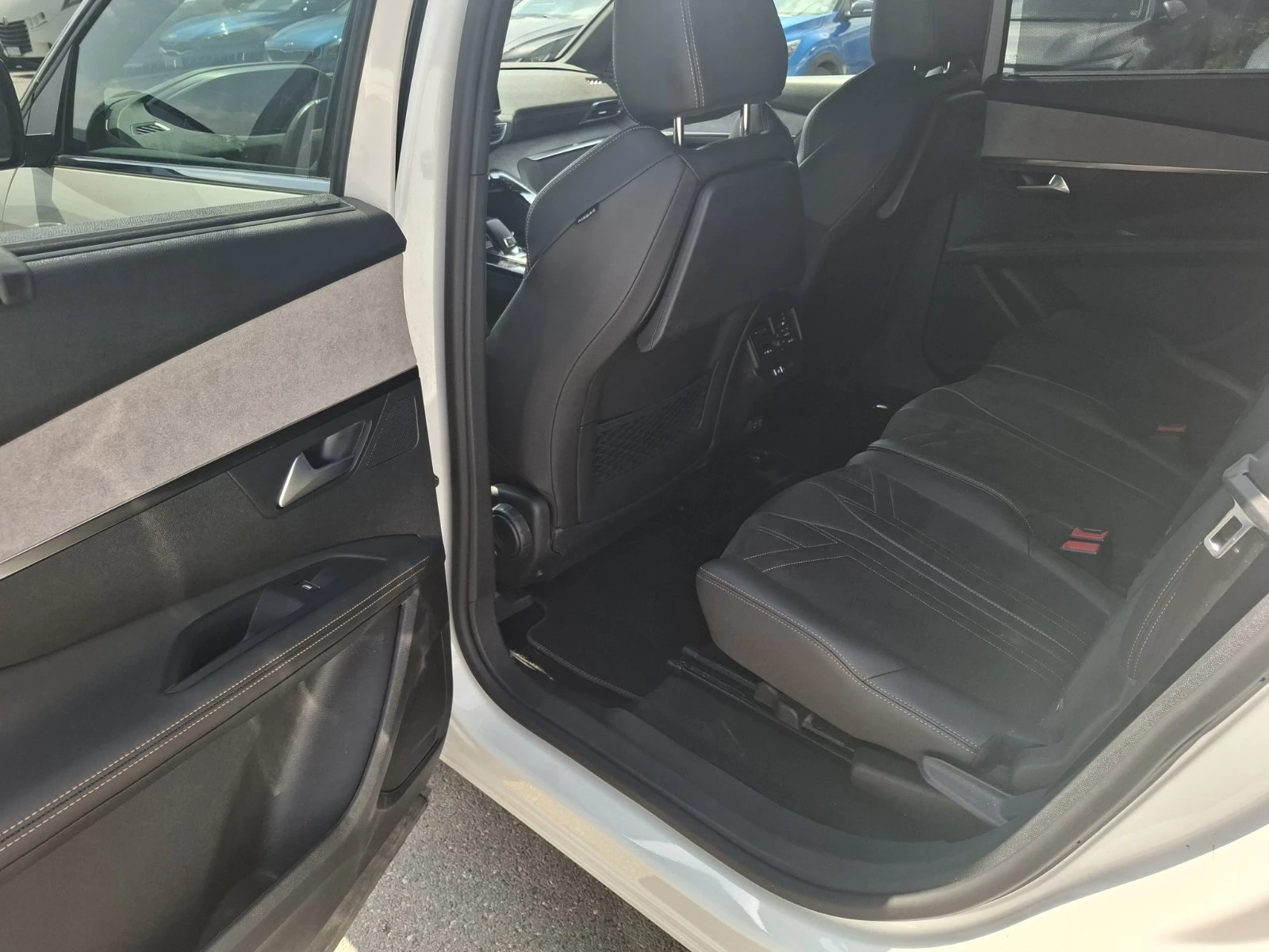 Peugeot 5008 2.0 BlueHDi New Line GT, снимка 7 - Автомобили и джипове - 56002370