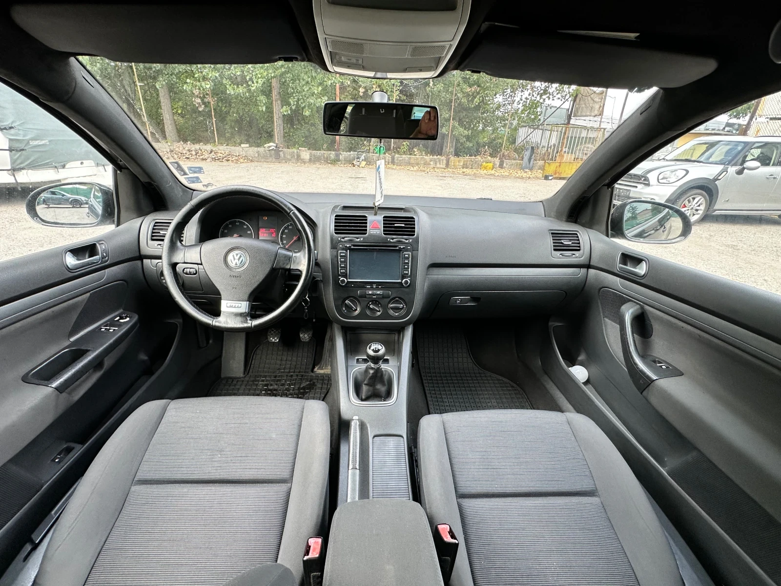 VW Golf 1.4 бензин, снимка 7 - Автомобили и джипове - 56077610