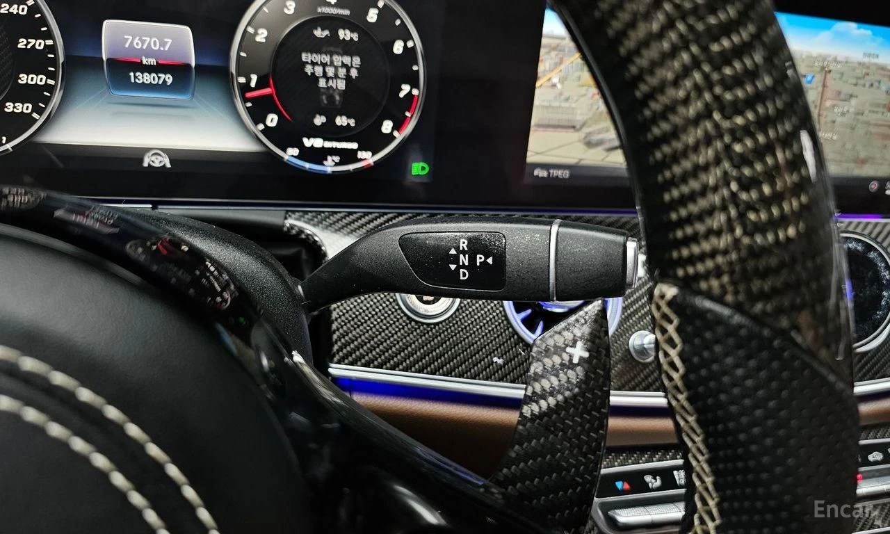 Mercedes-Benz E 63 AMG 4MATIC+ BURMESTER* ОБДУХВАНЕ* LANE* ASSIST* , снимка 13 - Автомобили и джипове - 56118292