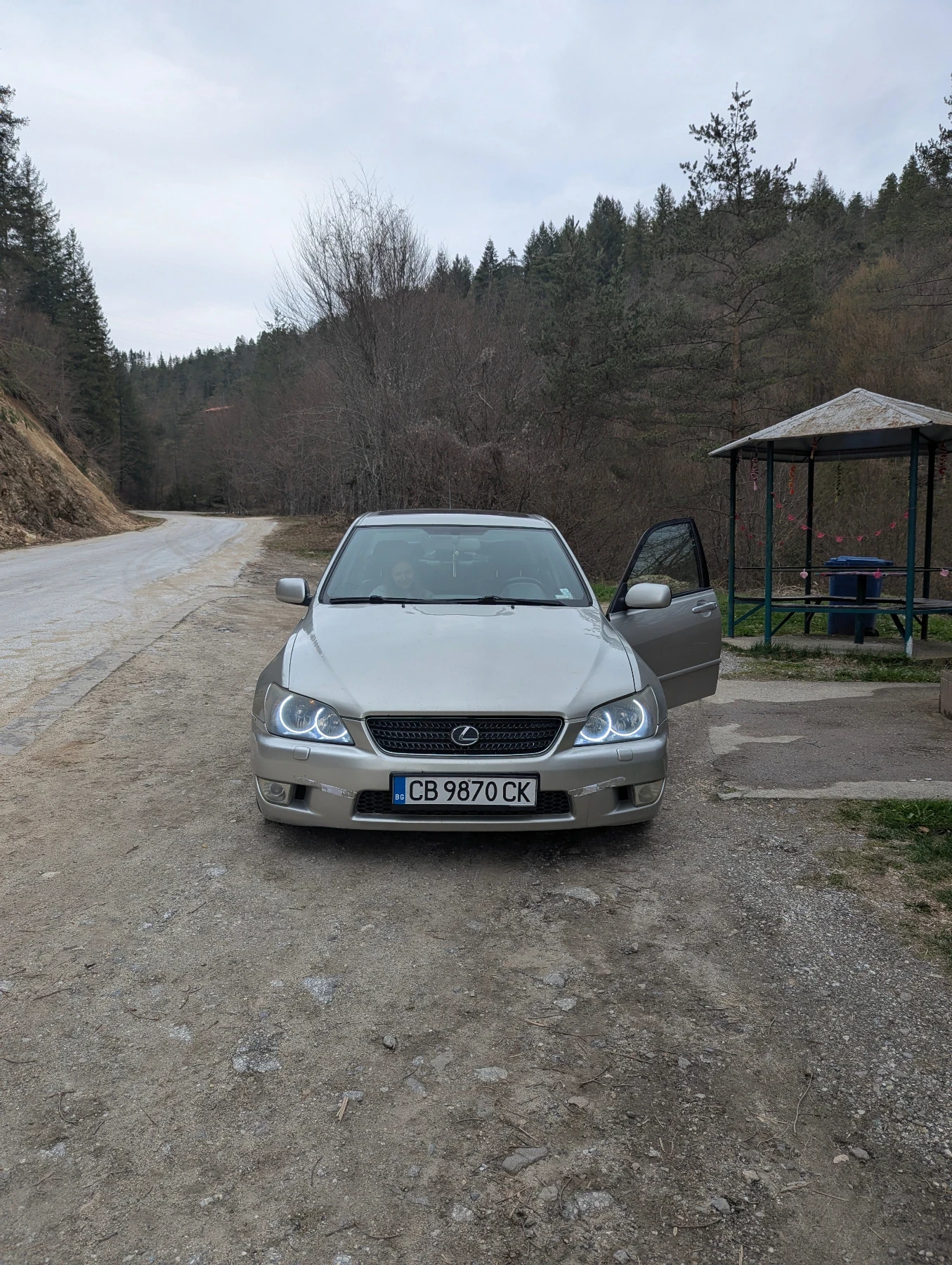 Lexus IS 200 | Mobile.bg � ����������� 1
