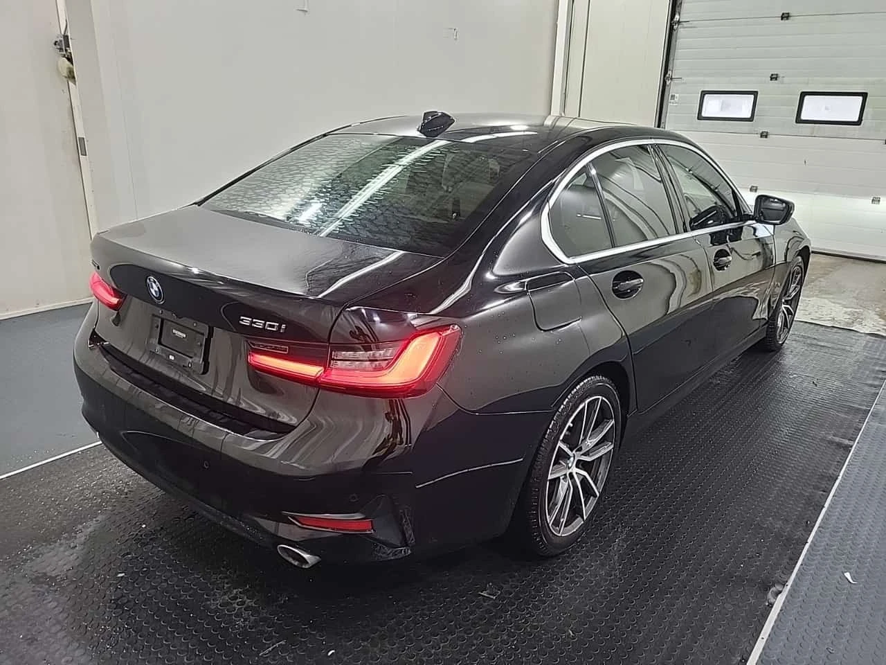 BMW 330 * Xdrive * ������ ���������������� �� BMW  | Mobile.bg � ����������� 3