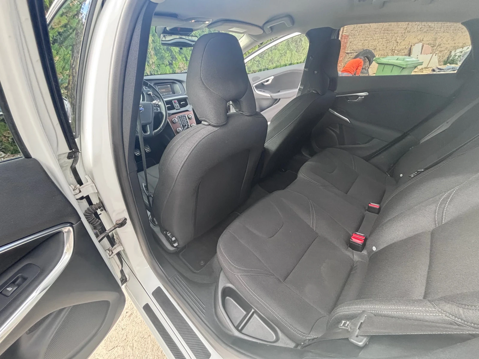 Volvo V40 1.6 i T3, снимка 7 - Автомобили и джипове - 56679974