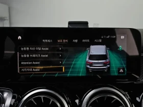 Mercedes-Benz GLB 250 AMG LINE 4MATIC, снимка 16