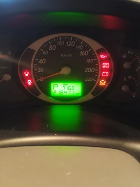 Hyundai Tucson 2.0 crdi, снимка 8