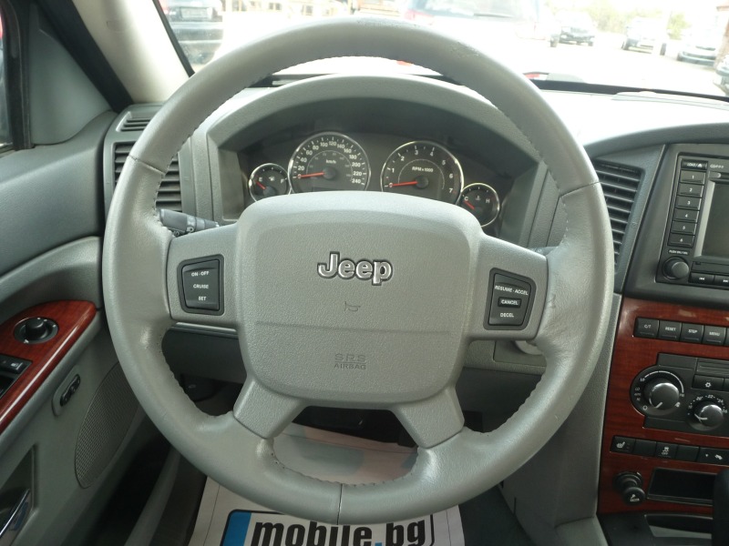 Jeep Grand cherokee 3.0CRD-LIMITED ПЕРФЕКТЕН-КОЖА-НАВИГАЦИЯ, снимка 8 - Автомобили и джипове - 42280169