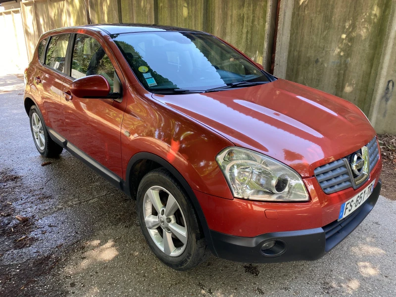 Nissan Qashqai Панорама 2.0I Бензин, снимка 3 - Автомобили и джипове - 46318769