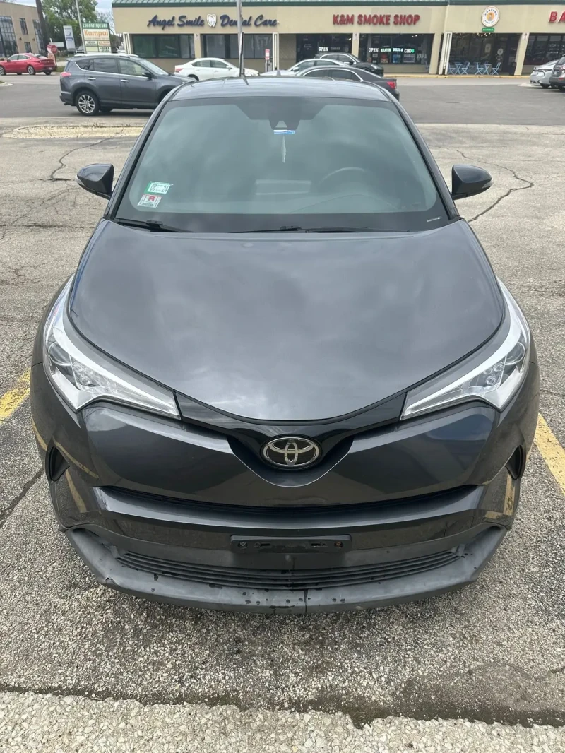 Toyota C-HR XLE, снимка 2 - Автомобили и джипове - 47304652