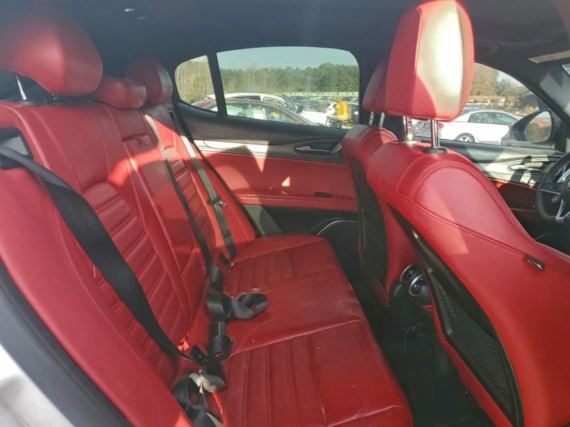 Alfa Romeo Stelvio 2.0* TI SPORT* 4Х4 , снимка 10 - Автомобили и джипове - 53460082