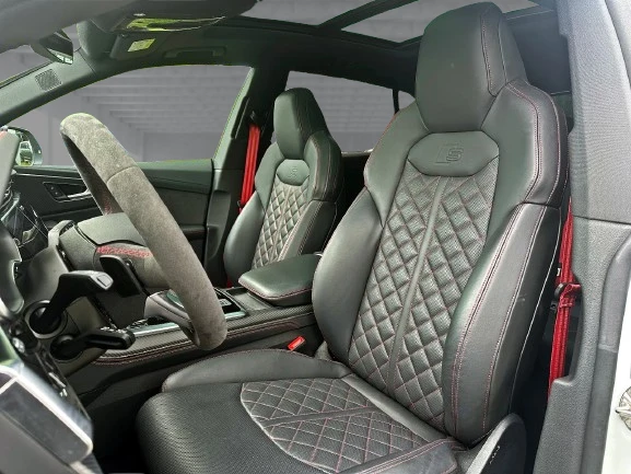 Audi SQ8 Quattro = Black Optic Plus = Гаранция, снимка 8 - Автомобили и джипове - 54441503