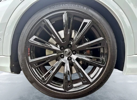Audi SQ8 Quattro = Black Optic Plus = Гаранция, снимка 5 - Автомобили и джипове - 54441503